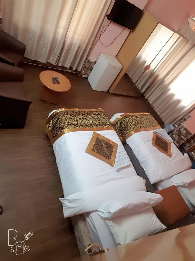 Crystal Hotel فندق كريستال ナーブルス エクステリア 写真