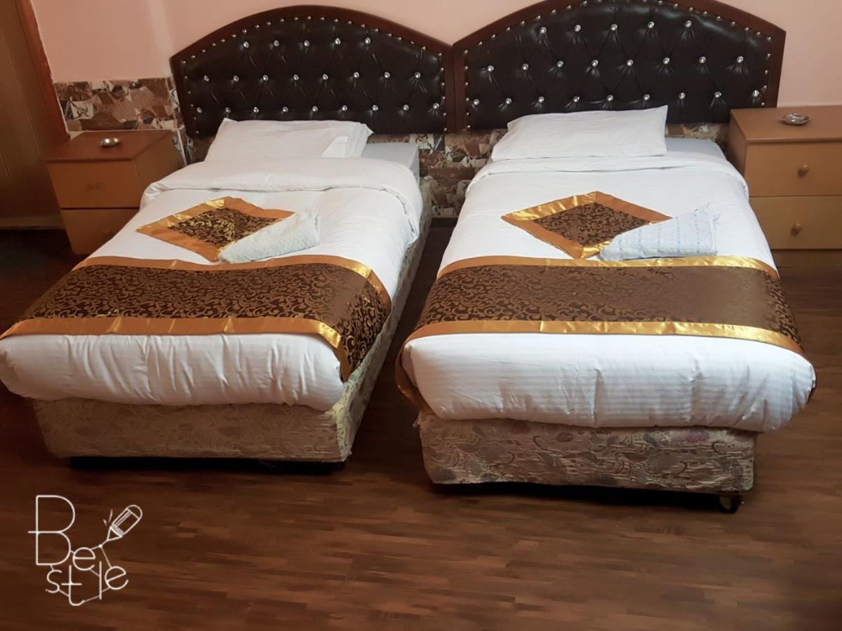Crystal Hotel فندق كريستال ナーブルス エクステリア 写真